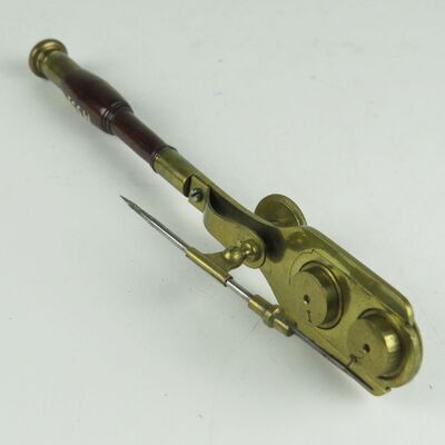 Voorwerpen Adlib\0-9000\V07011.jpg; V07011; ;